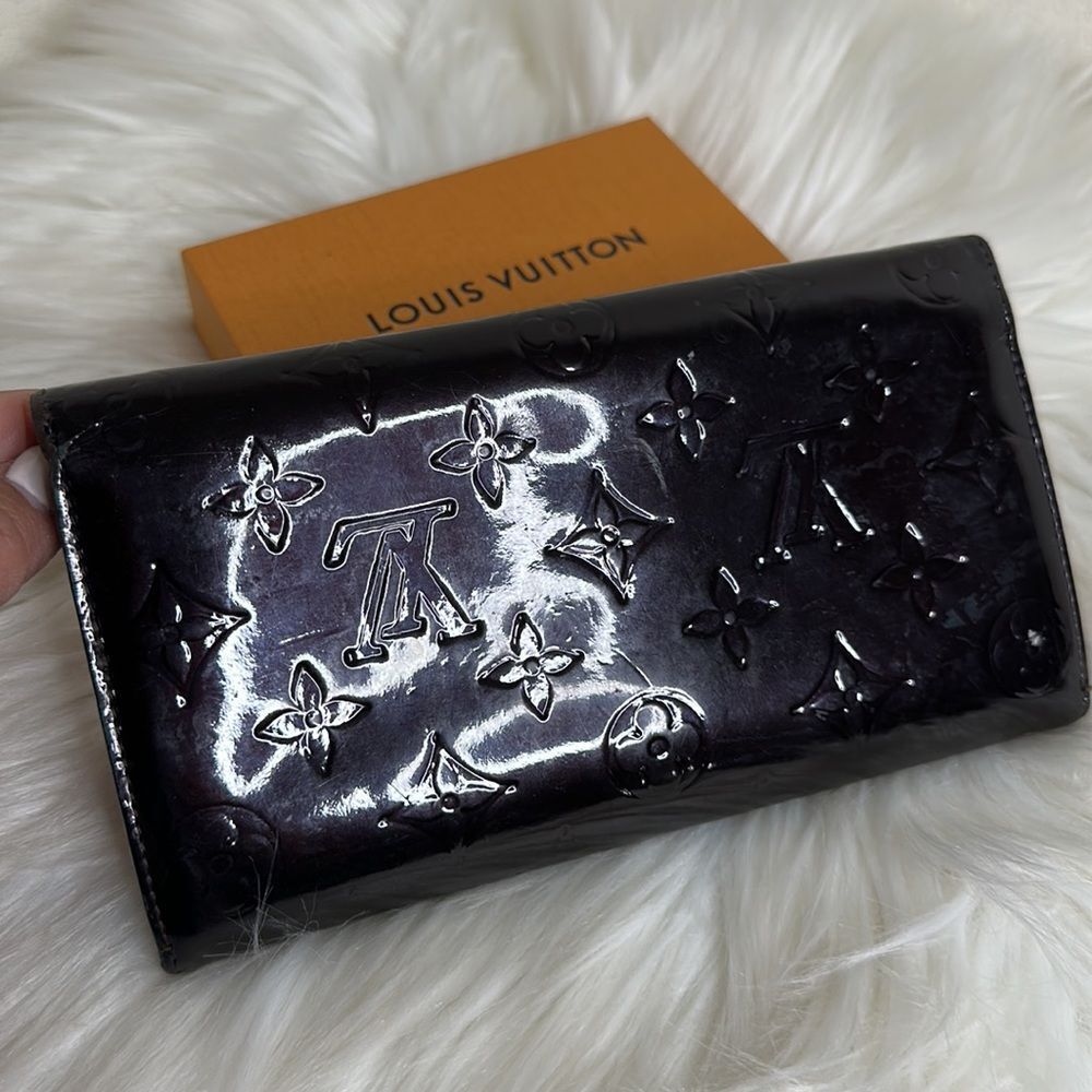 💯Authentic Louis Vuitton Vernis  Bifold Wallet🍀 - Picture 7 of 14